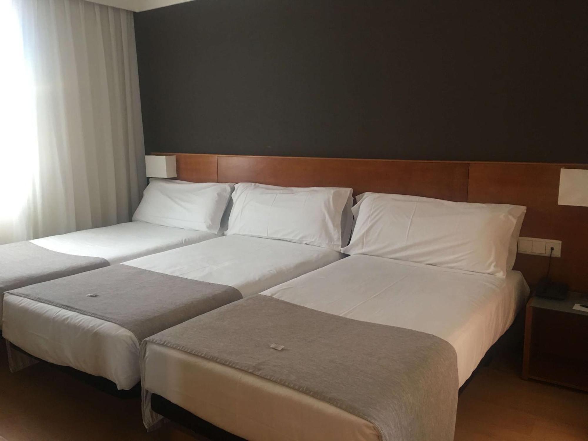 Zenit Logrono Hotel Kültér fotó
