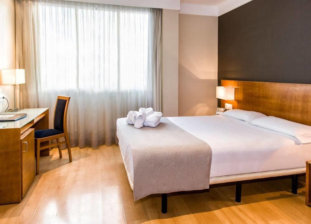 Zenit Logrono Hotel Kültér fotó